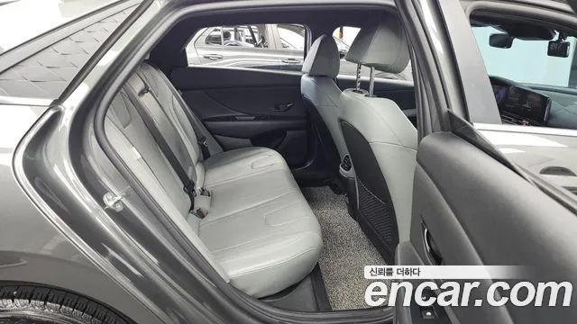 Hyundai Avante — Фото автомобиля 18