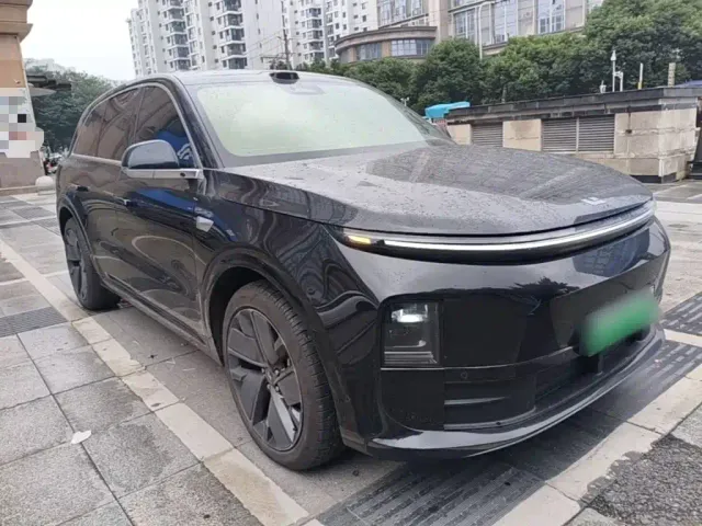 Li Auto L6 — Фото автомобиля 3