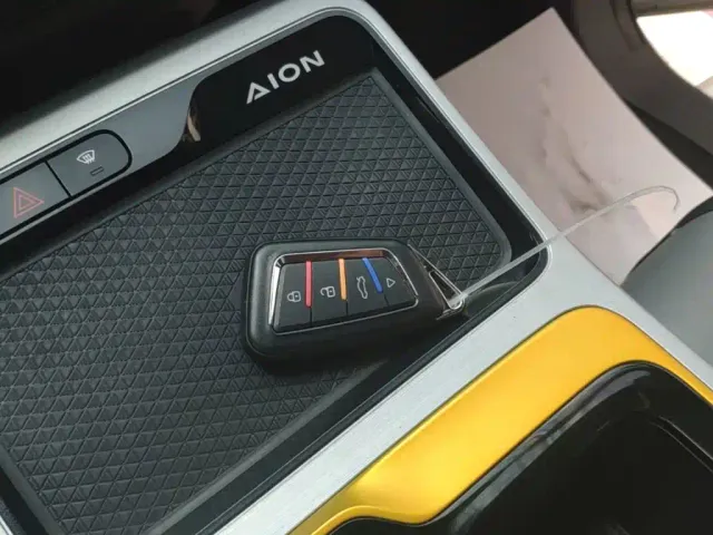 GAC Aion Y — Фото автомобиля 8