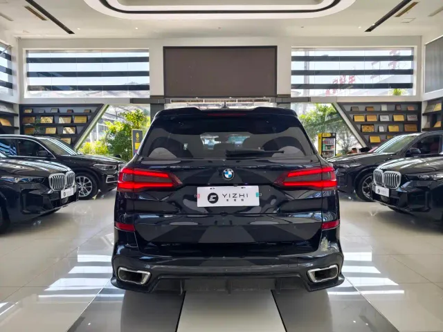 BMW X5 — Фото автомобиля 13