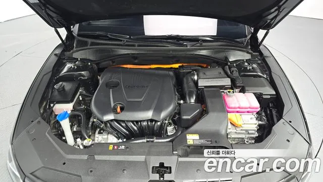 Hyundai Grandeur (New) Hybrid — Фото автомобиля 9