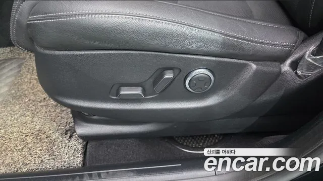 Genesis GV70 2.2 Дизель AWD — Фото автомобиля 26