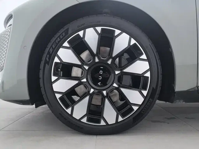 Audi E5 Sportback — Фото автомобиля 17