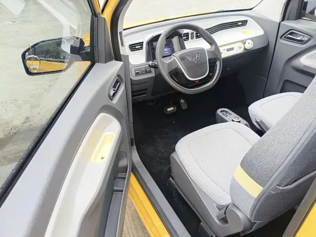 Wuling Hongguang Mini EV — Фото автомобиля 15