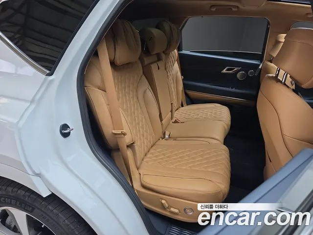 Genesis GV80 — Фото автомобиля 17