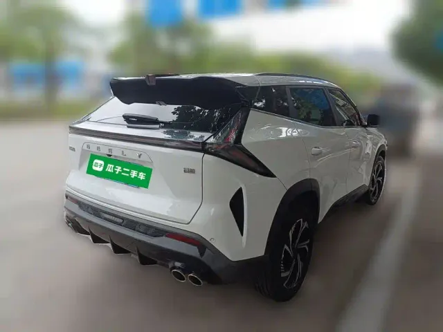 Geely Boyue — Фото автомобиля 4