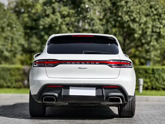 Porsche Macan — Фото автомобиля 5
