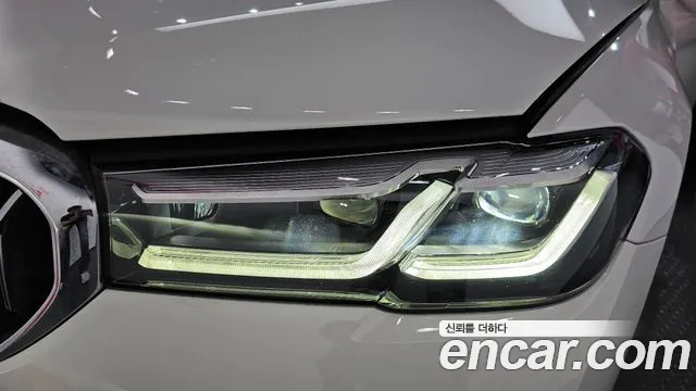 BMW 5-Series 5 серия (G30) 530i xDrive Luxury — Фото автомобиля 19