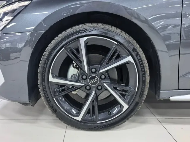 Audi A3 — Фото автомобиля 5