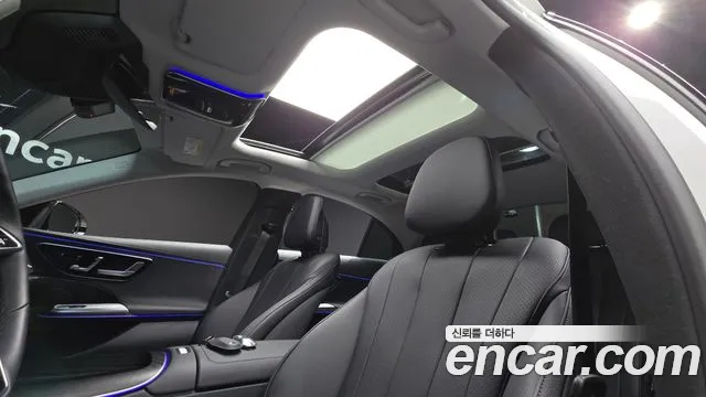 Mercedes-Benz E-Class — Фото автомобиля 18