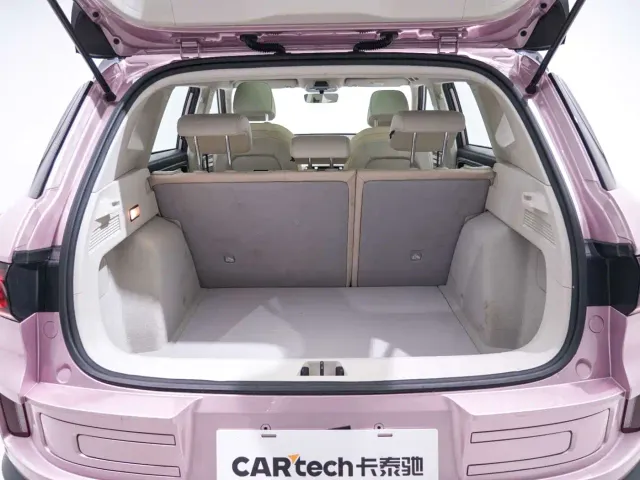 Geely ICON — Фото автомобиля 21