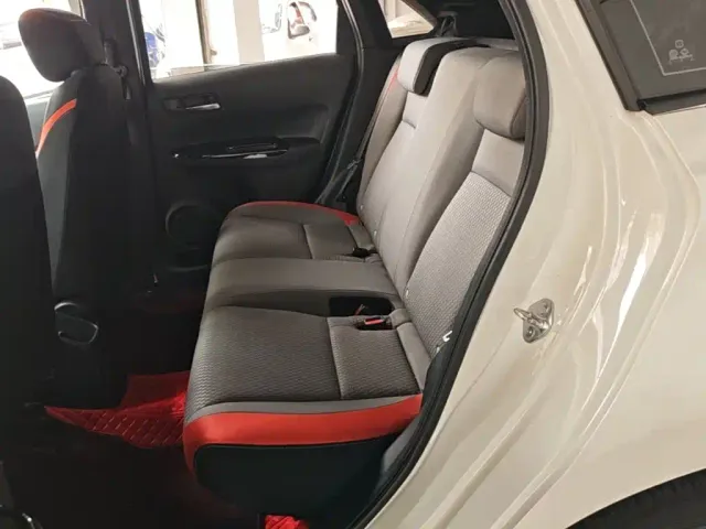 Honda LIFE 2021 1.5L CVT SPORT Heartbeat Edition — Фото автомобиля 16