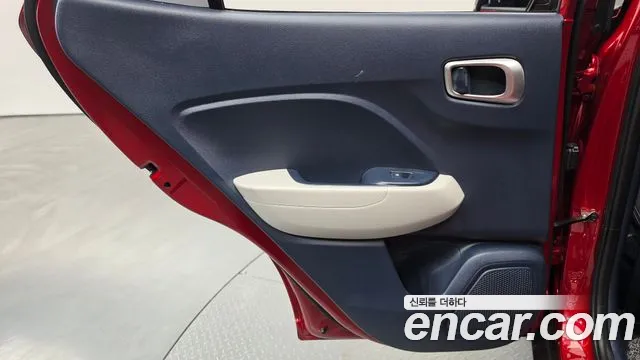 Hyundai Venue — Фото автомобиля 14