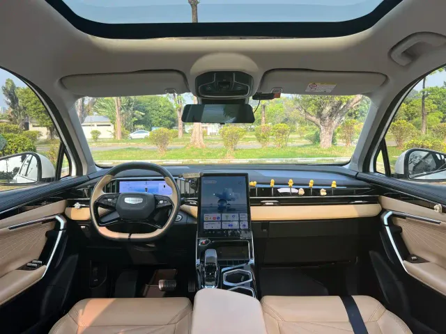 Geely Boyue L — Фото автомобиля 6