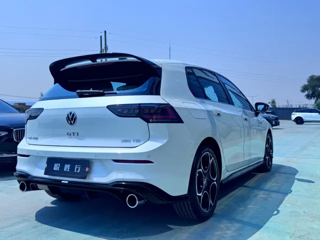 Volkswagen Golf GTI — Фото автомобиля 6