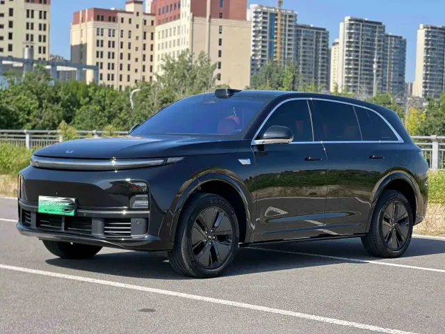 Фотография автомобиля — Li Auto L7