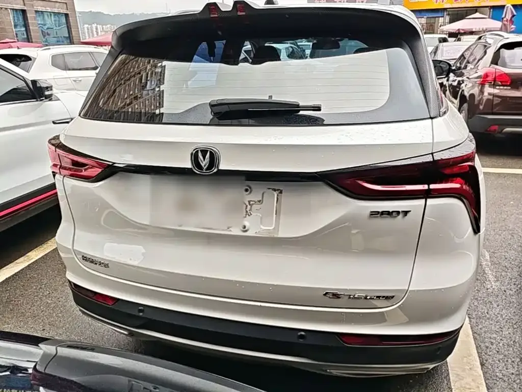 Changan Changan CS75 PLUS 2022 1.5T Automatic Luxury — Фото автомобиля 5