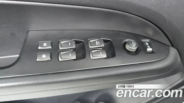 KG_Mobility_Ssangyong Rexton Новый Rexton Sport Дизель 2.2 4WD — Фото автомобиля 27