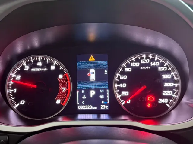 Mitsubishi Eclipse Cross — Фото автомобиля 10