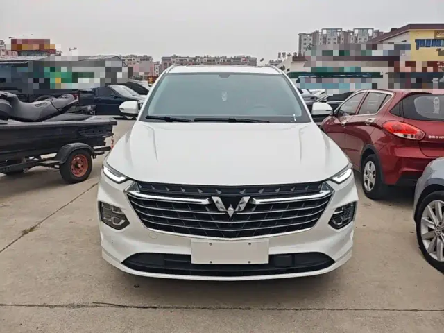Wuling Victory — Фото автомобиля 2
