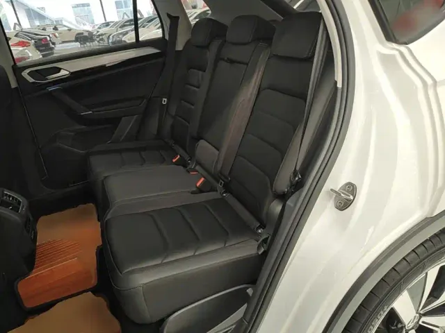 Volkswagen Tayron — Фото автомобиля 16