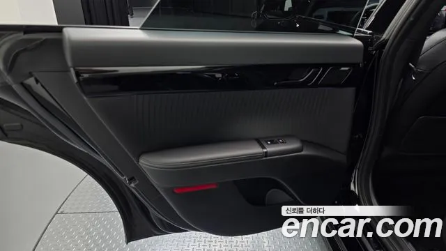 Hyundai Grandeur GN7 — Фото автомобиля 14