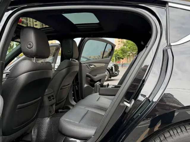 Cadillac CT5 — Фото автомобиля 26