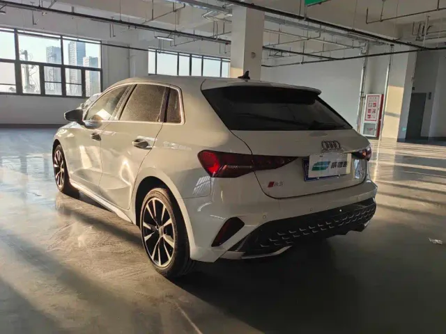 Audi A3 — Фото автомобиля 4