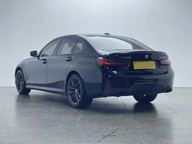 BMW 3 Series — Фото автомобиля 6