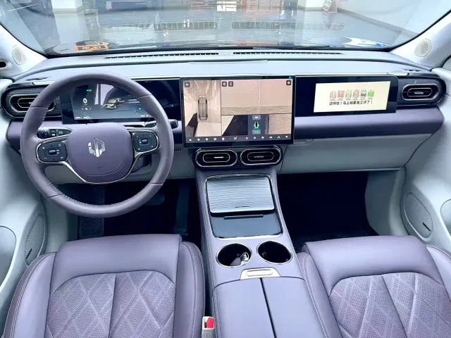 Leapmotor C11 — Фото автомобиля 7