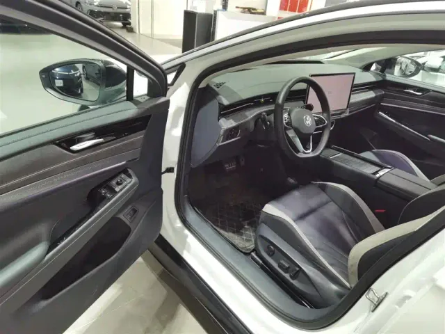 Volkswagen ID.7 Vizzion — Фото автомобиля 11
