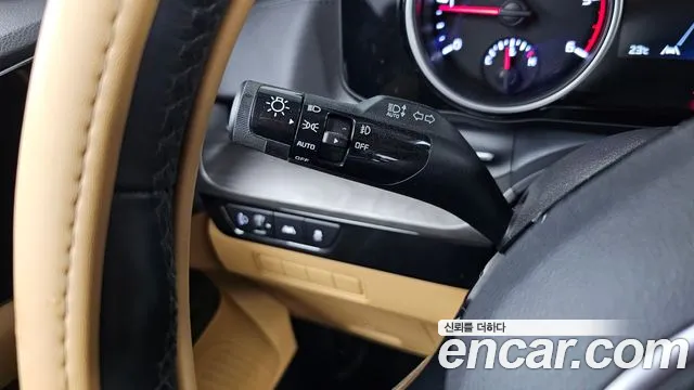 Kia Canival Carnival 4 поколение 9 мест Prestige — Фото автомобиля 28