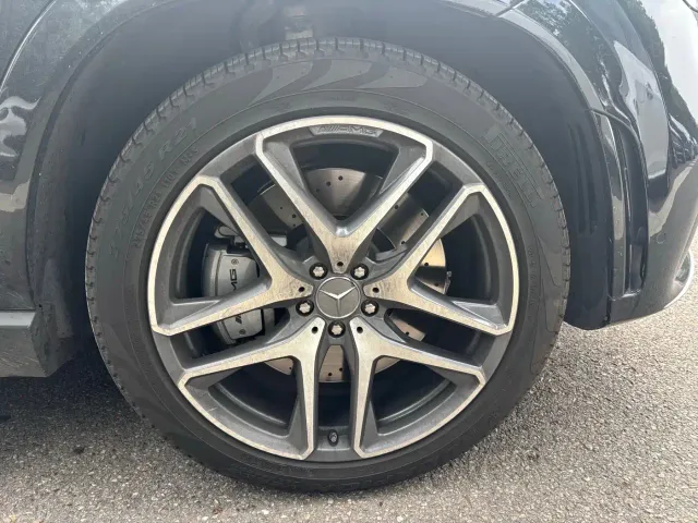 Mercedes-Benz GLE-Class AMG — Фото автомобиля 8