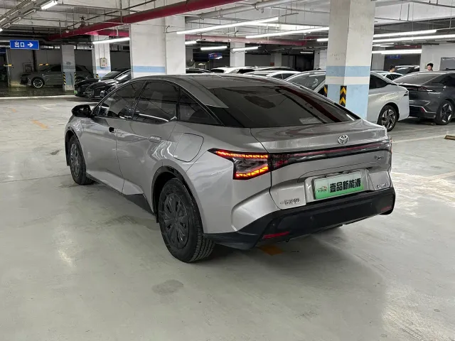 Toyota bZ3 — Фото автомобиля 4