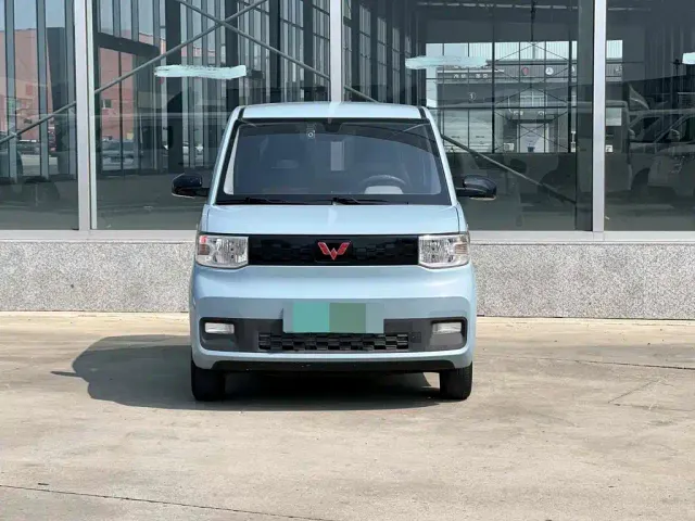 Wuling Hongguang Mini EV — Фото автомобиля 2