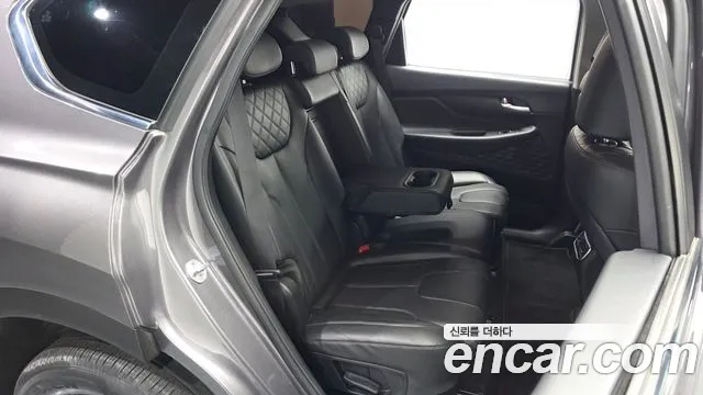 Hyundai Santafe — Фото автомобиля 11