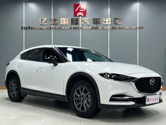 Mazda CX-4 — Фото автомобиля 8