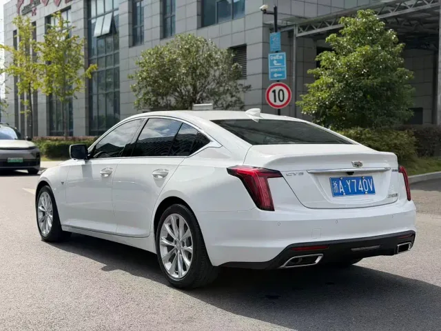 Cadillac CT5 — Фото автомобиля 13