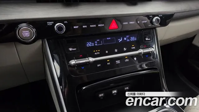 Kia Canival Carnival 4 поколение Бензин 7 мест Signature — Фото автомобиля 16
