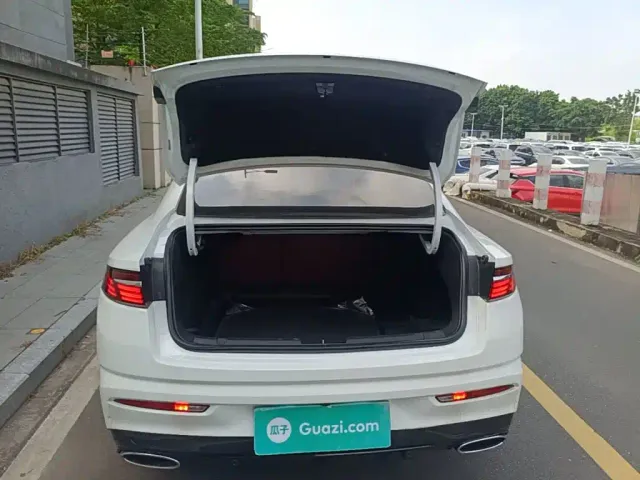 Geely Xingrui — Фото автомобиля 18