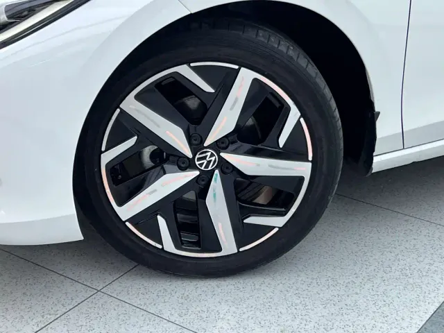 Volkswagen Lamando — Фото автомобиля 27
