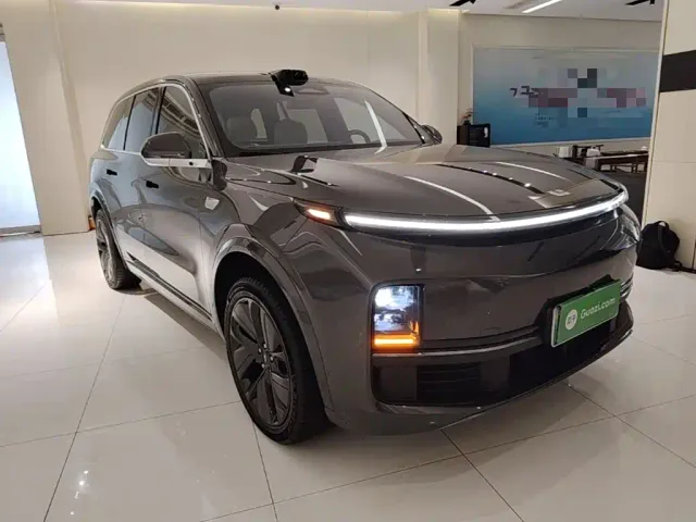 Li Auto L9 — Фото автомобиля 3