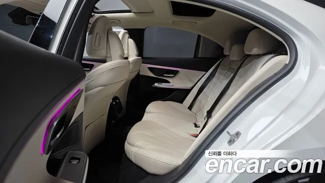 Mercedes-Benz E-Class W214 — Фото автомобиля 18