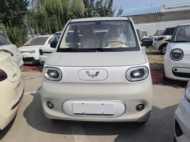 Wuling Hongguang Mini EV — Фото автомобиля 2