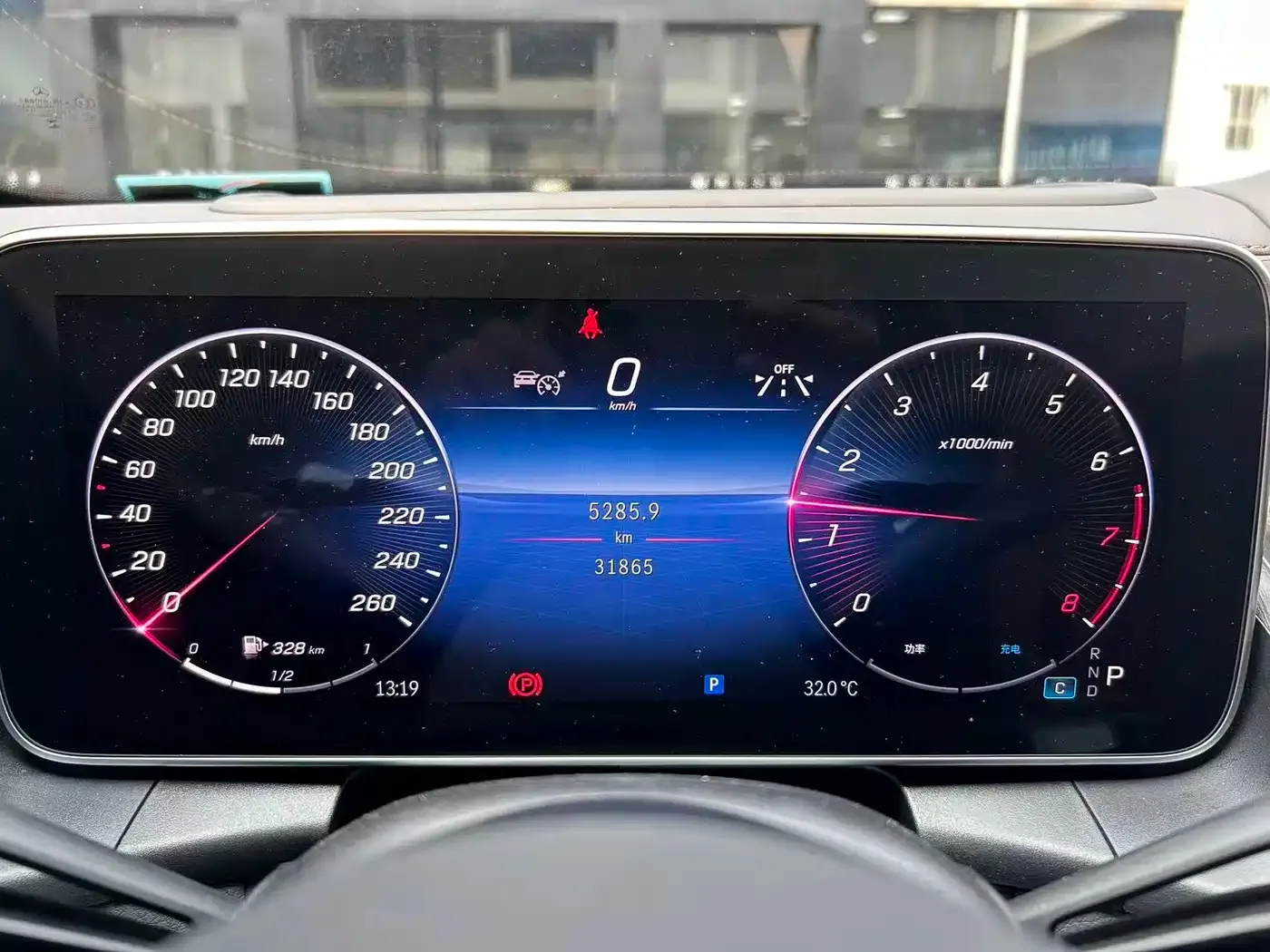 Mercedes-Benz Mercedes-Benz GLC 2024 GLC 300 L 4MATIC Luxury 5-seater — Фото автомобиля 3