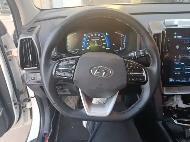 Hyundai ix35 — Фото автомобиля 10