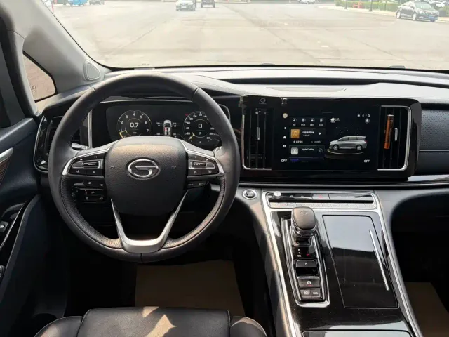 GAC Trumpchi M8 — Фото автомобиля 6