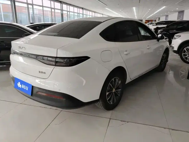 BYD Seal 05 DM-i — Фото автомобиля 3