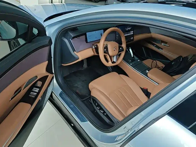 BYD Han L — Фото автомобиля 15