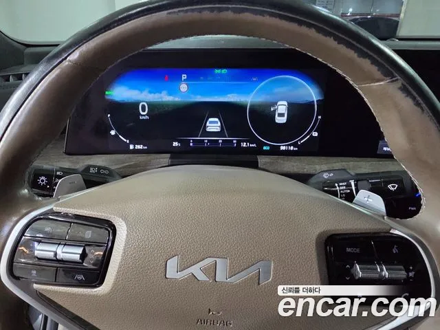 Kia K8 Hybrid — Фото автомобиля 10